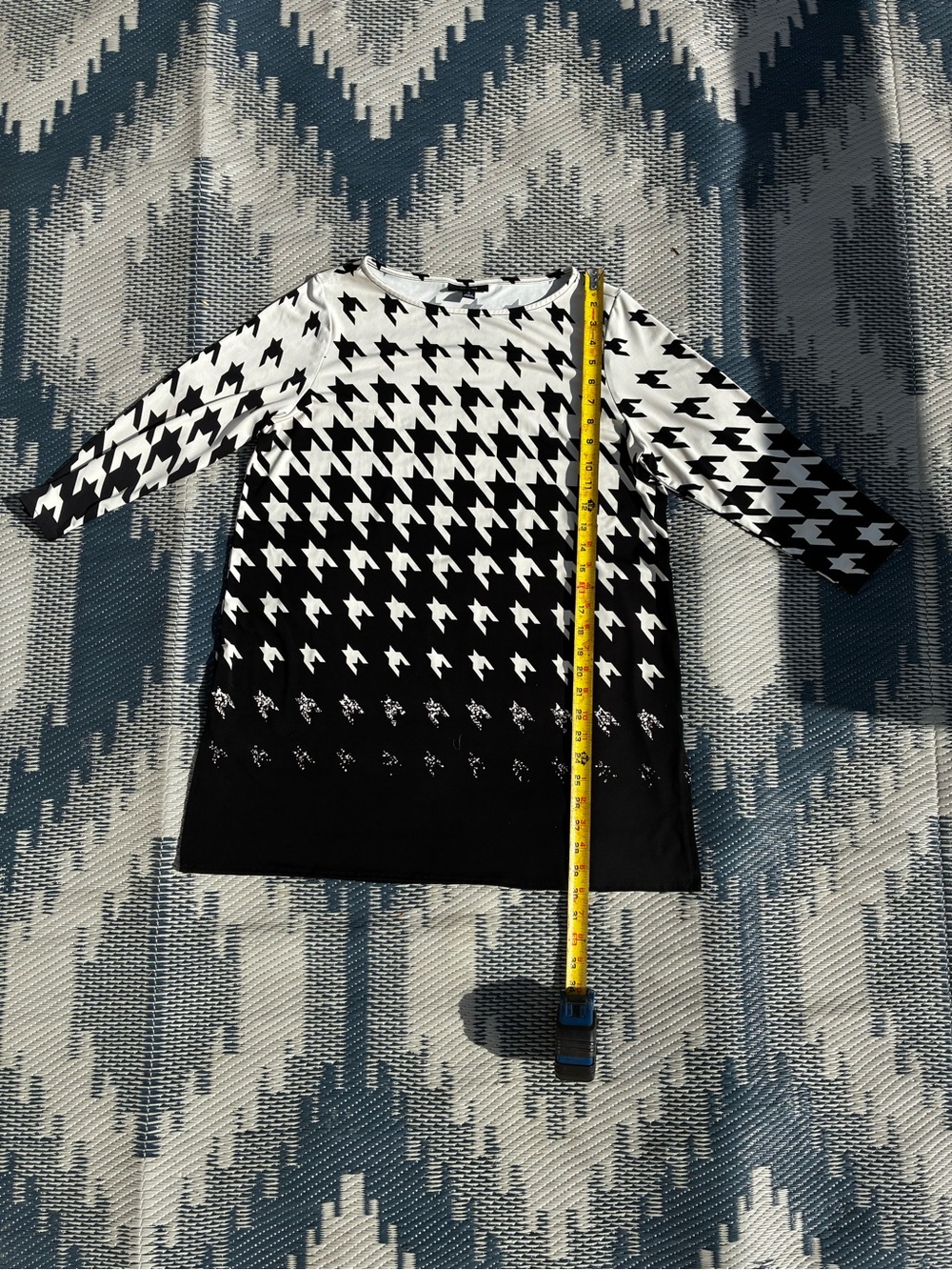 Alfani Classic Houndstooth Long-Sleeve Tunic Dress. M - Picture 2 of 8